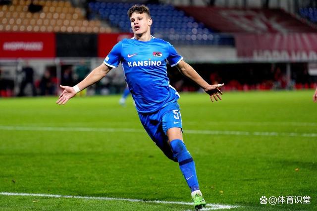 开云体育:年轻球员郭田雨潜力分析:技术特点与发展瓶颈的简单介绍 开云体育:年轻球员郭田雨潜力分析:技术特点与发展瓶颈的简单介绍