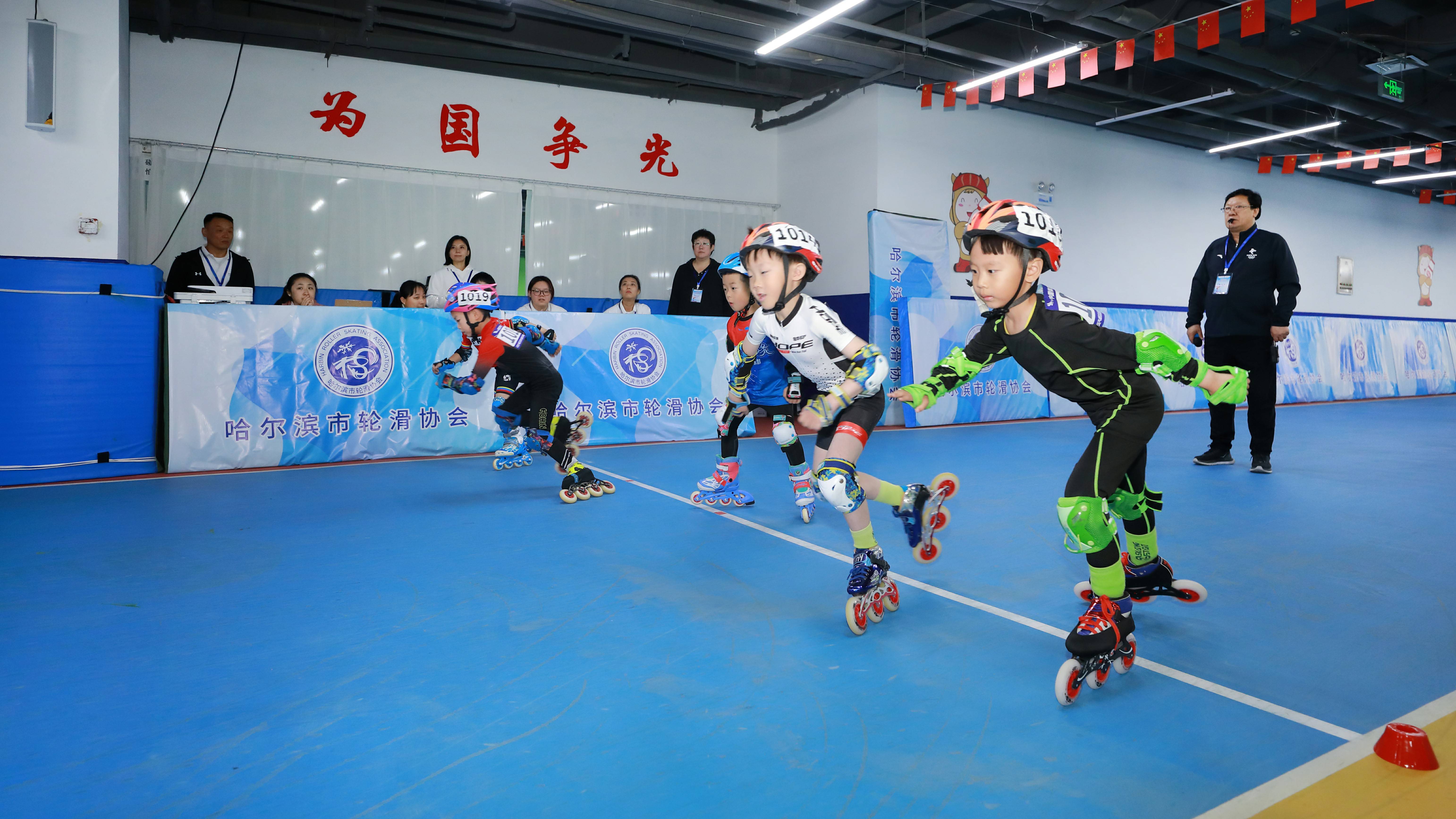 开云中国-包含开云体育:世界轮滑锦标赛，聚焦未来的轮滑明星的词条